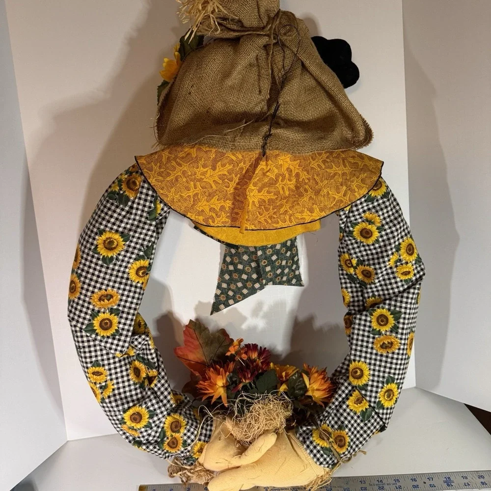 Vintage Fall Scarecrow Fabric Wreath Door Decoration w/ Sunflower & Pumpkin LRG!